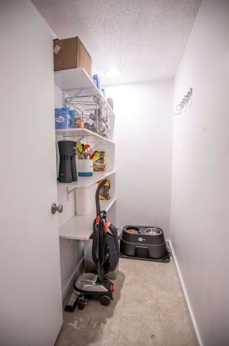 82 Riverside Dr, Fremont NH  03044-3551 exterior