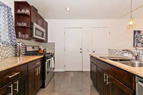 2632 Aurora Dr, Palm Springs CA  92262-2362 exterior