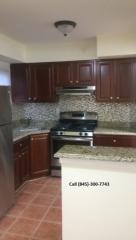 2730 Gunther Ave, Bronx, NY 10469-3408