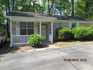108 Five Oaks Dr, Nashville, TN 37217-1204