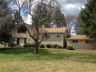 466 Thompsonville Rd, Canonsburg, PA 15317-3429