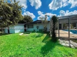 744 Prima Vista Blvd, Fort Pierce FL  34952-2261 exterior