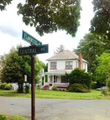 2 Central Ave, Newburgh, NY 12550-3525