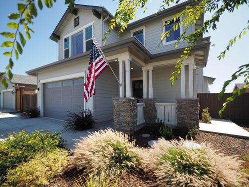 3716 Crestview Dr, Santa Rosa, CA 95403-1655