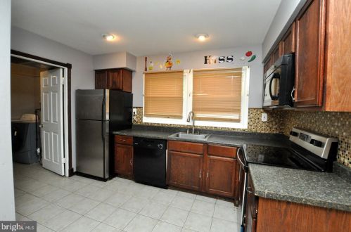 34 Elmire Ln, Willingboro NJ  08046-2307 exterior