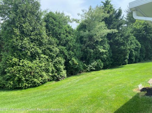 10 Dartmoor Rd, Bricktown NJ  08724-2057 exterior