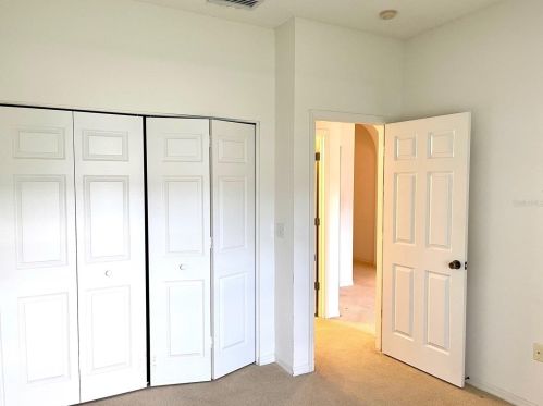 3516 Tealwood Cir, Palm Harbor FL  34685-3145 exterior