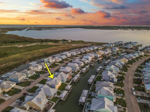 5230 Brigantine Cay Ct, Texas City, TX 77590-1501