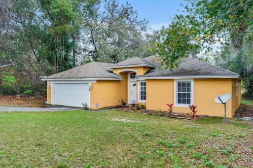 431 13th St, Apopka, FL 32703-7107