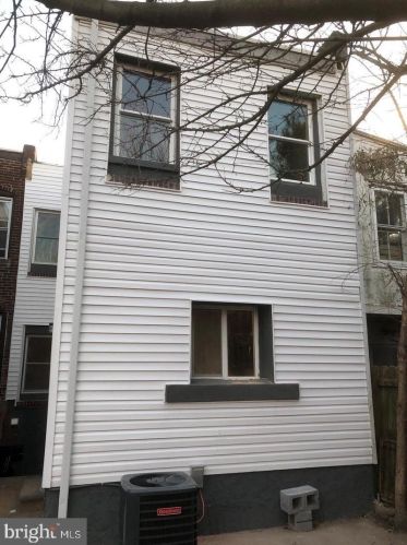 1829 4th St, Wilmington DE  19805-3419 exterior