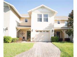 9874 Tivoli Villa Dr, Orlando, FL 32829-8282