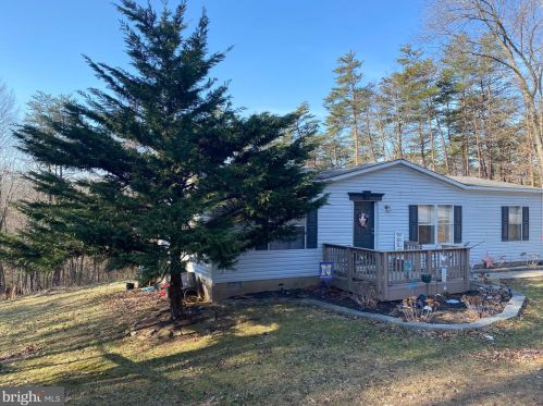355 Pegasus Ct, Hedgesville, WV 25427-4434