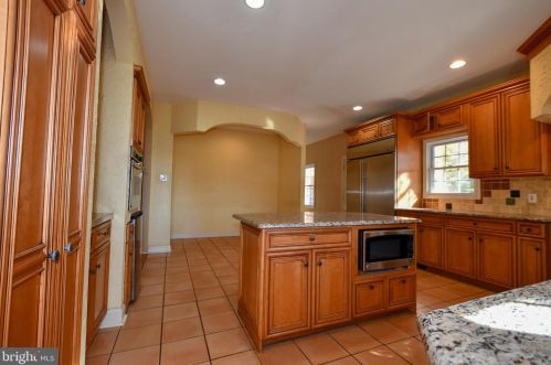 2023 Bethel Rd, Lansdale PA 19446-6054 exterior