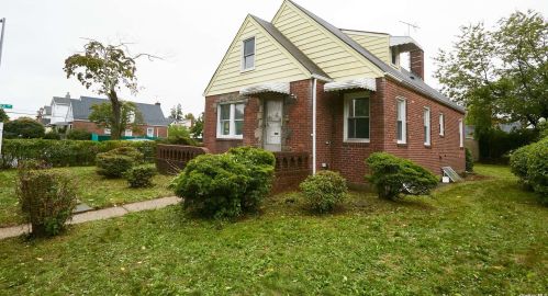 82-66 247th St, Jamaica, NY 11426-1824