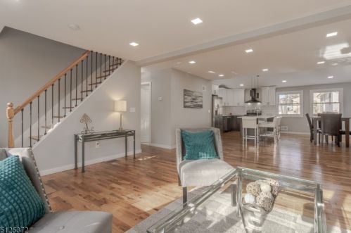 115 La Grande Ave, Fanwood NJ  07023-1556 exterior