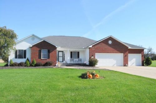 4436 Arrowhead Dr, Carroll, OH 43112-9599