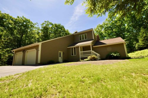 26 Wright Rd, Hollis NH  03049-6154 exterior