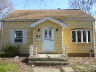 69 Minturn Rd, Bridgeport, CT 06606-1253