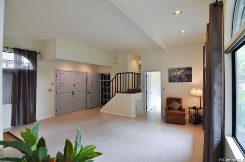 98-515 Pono St, Aiea, HI 96701