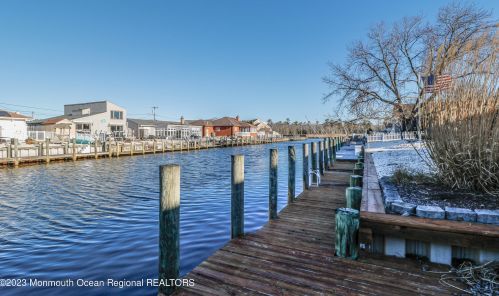 602 Ranger Dr, Lacey NJ  08731-1901 exterior