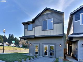 2508 130 Ave, Vancouver WA  98682-6467 exterior