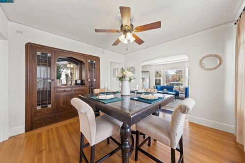 7426 Holly St, Oakland CA  94621-2834 exterior