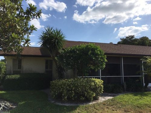 4711 Lakewood Blvd, Naples, FL 34112-5021