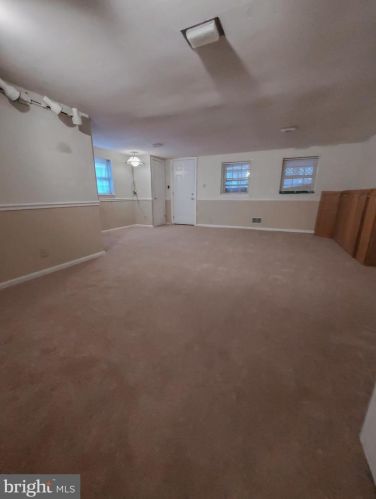 12 Heritage Dr, Dover DE  19904-6519 exterior