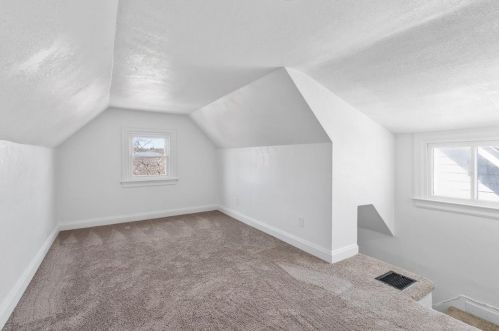 430 8th St, Oakmont PA  15139-1321 exterior