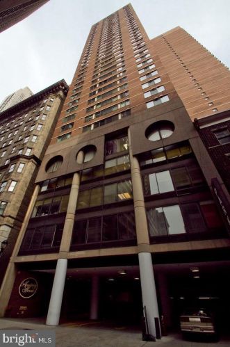 1420 Locust St, Philadelphia PA  19102-4201 exterior