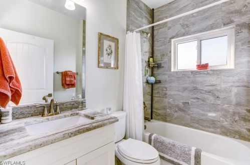 555 Piedmont Rd, Sanibel FL  exterior