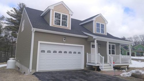 7 Hunters Ct, Sutton MA  01590-4834 exterior