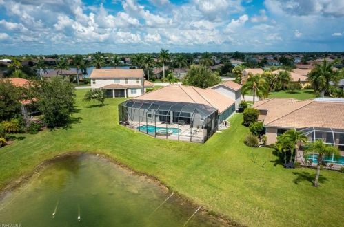 2185 Rusty Fig Ct, Naples, FL 34120-7519