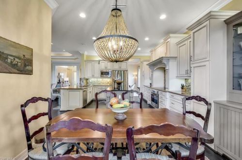 3200 Atlantic Cir, Naples FL 34119-8637 exterior