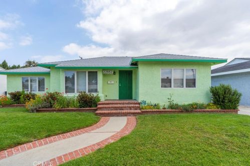 22952 Cabrillo Ave, Torrance, CA 90501-5507