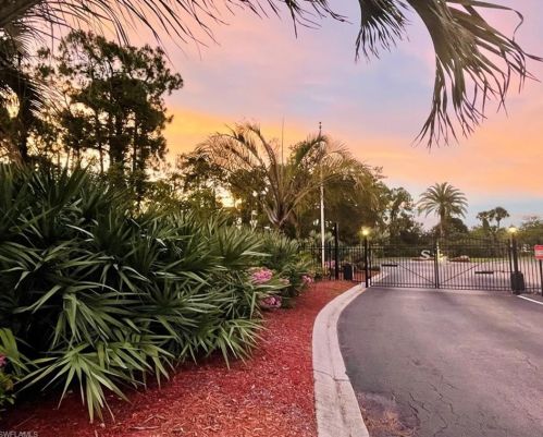 153 Gabriel Cir, Naples FL  34104-5447 exterior