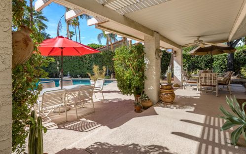 32 Lincoln Pl, Rancho Mirage CA  92270-1970 exterior