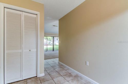130 Sylvia Pl, Oldsmar, FL 34677-2365