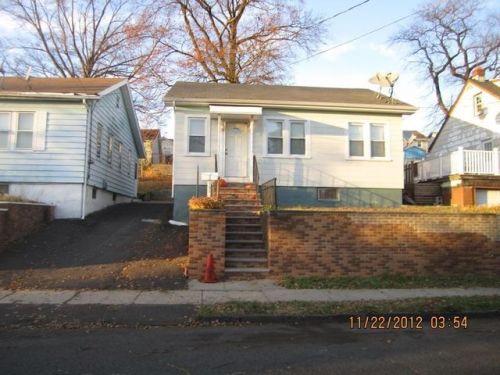 561 Leo St, Industrial Hillside, NJ 07205-1726