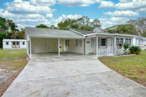 1909 34th St, Fort Pierce, FL 34947-4506