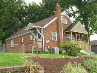 403 Mary St, Jeannette, PA 15644-2544