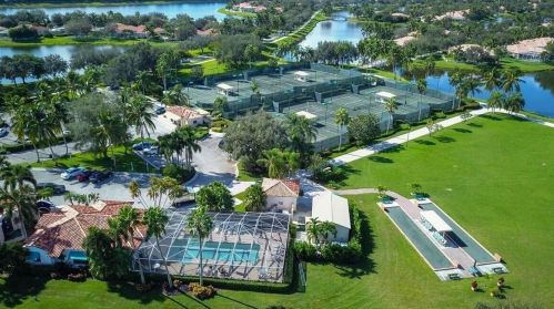 7718 Pine Island Way, West Palm Beach FL  33411-5802 exterior