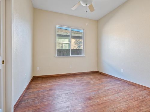 2431 Emerald Lake Ln, Elk Grove CA  95758-3608 exterior