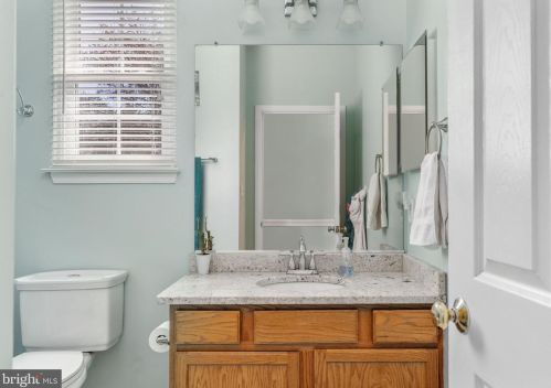 6029 Hot Spring Ln, Fredericksburg VA  22407-3708 exterior