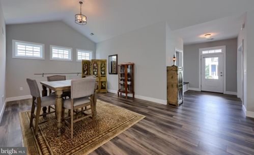 412 Constitution Dr, Ephrata PA  17522 exterior