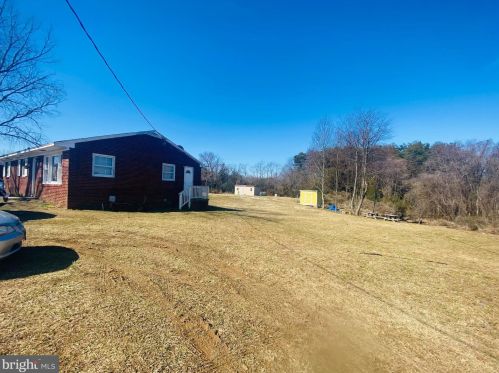 96 Greenbank Rd, Fredericksburg, VA 22406-6231