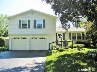 3 Queensberry Ln, Rochester, NY 14624-4307