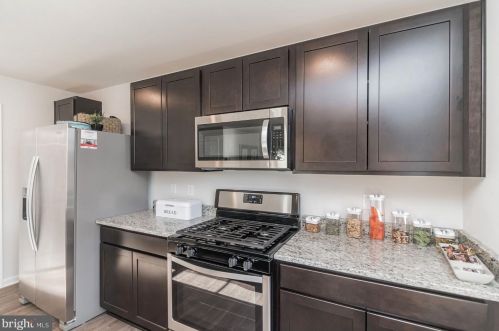 179 Winifred Dr, Hanover PA  17331 exterior