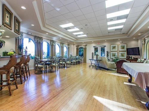 12843 Carrington Cir, Naples FL  34105-5011 exterior