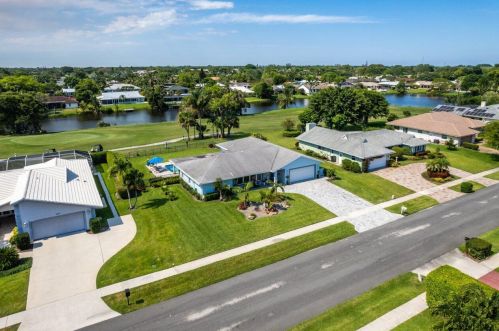 3333 Lakeview Dr, Delray Beach, FL 33445-5730